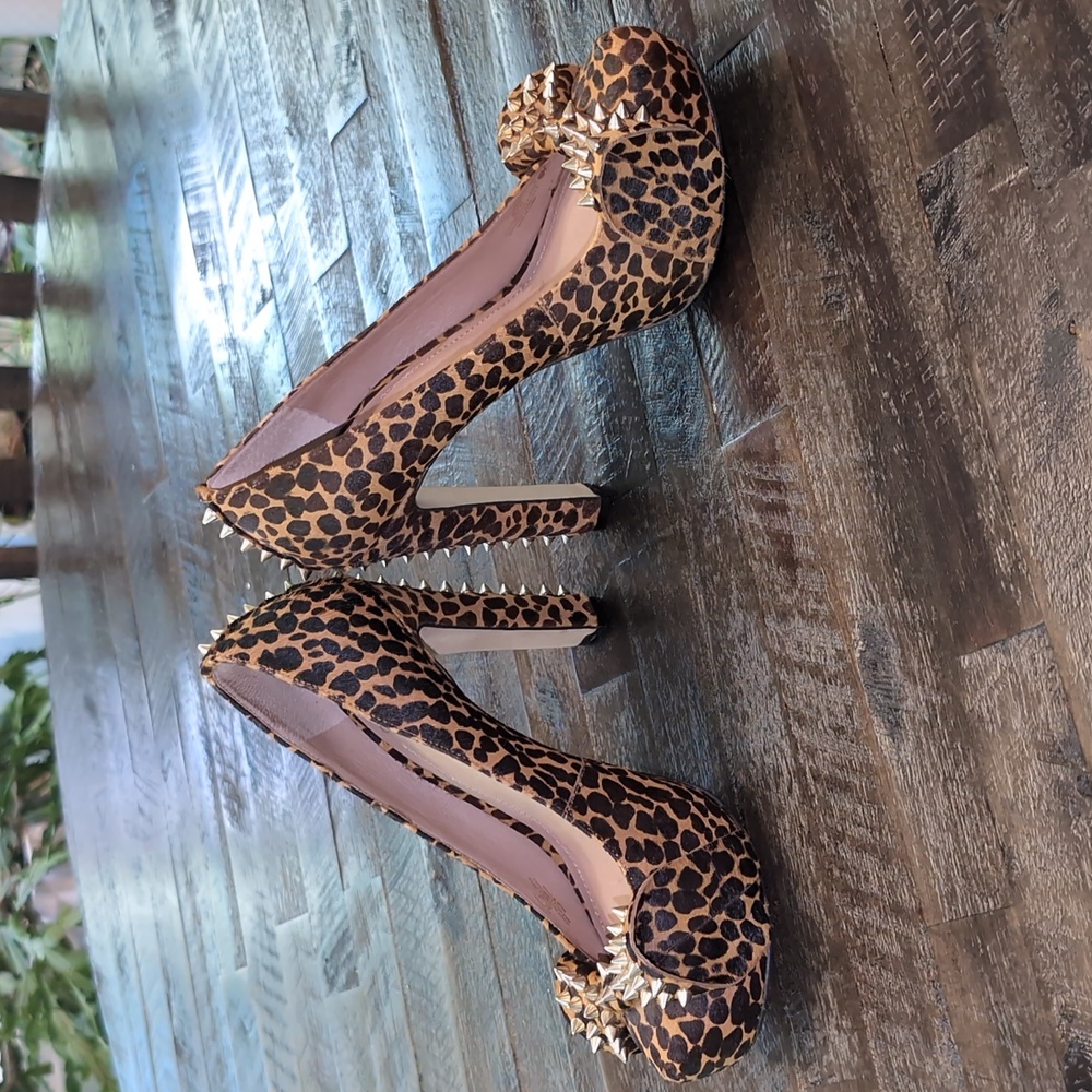 Vince Camuto Brown Leopard Print Heels with Spikes - Picture 10 of 11